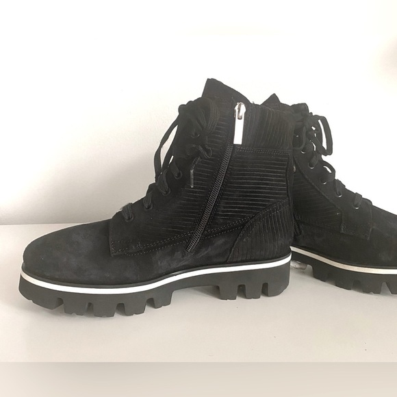 AQUATALIA “Myla” corduroy suede combat ankle boots black - Picture 3 of 12